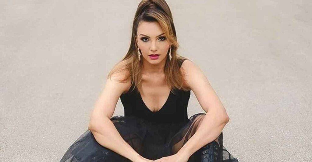 Somi ali Salman khans girlfriends