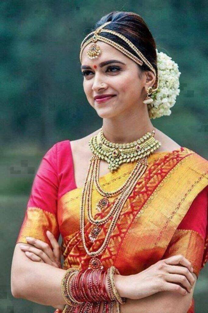 Top 10 Bollywood Actors deepika padukone